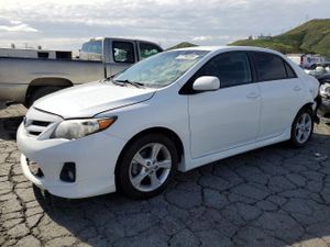 Toyota Corolla 1.8L 4 2012