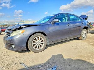 Toyota Camry BASE 2.5L 4 2011