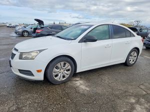 Chevrolet Cruze LS 1.8L 4 2014