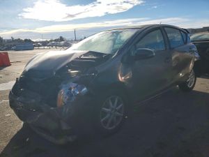 Toyota Prius 1.5L 4 2013