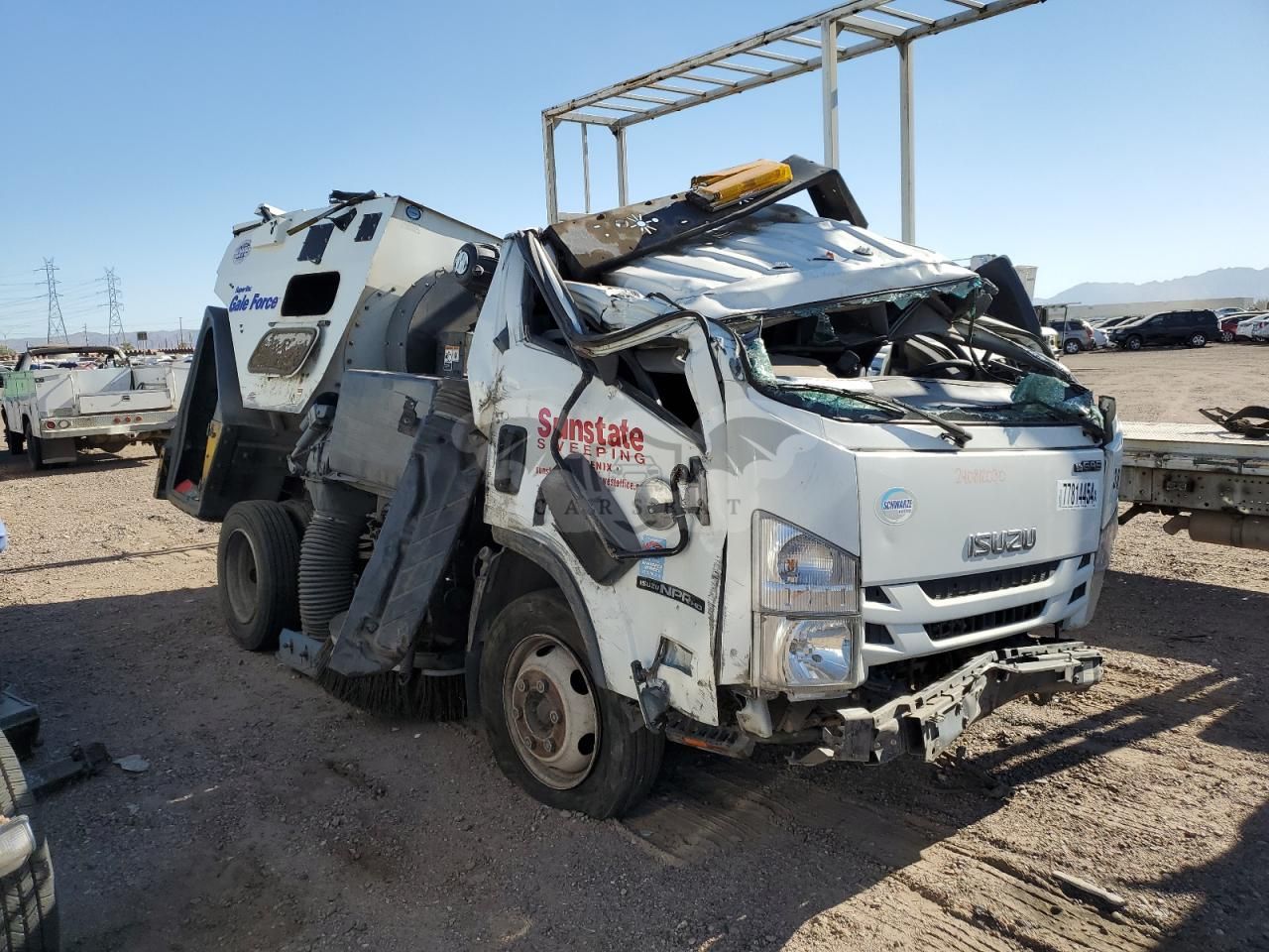 Isuzu NPR 6.6L 8 2021