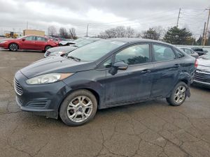 Ford Fiesta SE 1.6L 4 2015