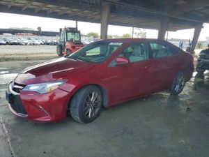 Toyota Camry LE 2.5L 4 2015