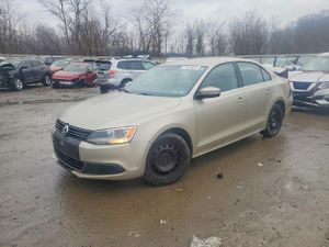 Volkswagen Jetta SE 2.5L 5 2013