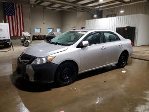 Toyota Corolla BASE 1.8L 4 2012