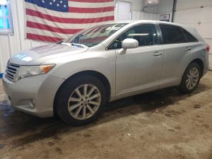 Toyota Venza LE 2.7L 4 2012