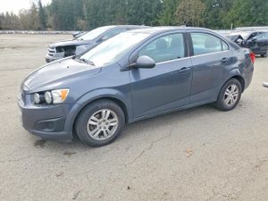 Chevrolet Aveo (Sonic) LT 1.8L 4 2013