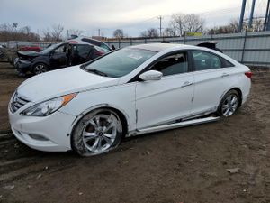Hyundai Sonata SE 2.4L 4 2012