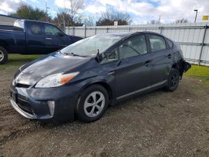 Toyota Prius 1.8L 4 2015