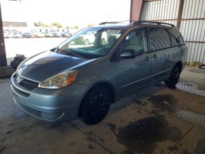 Toyota Sienna CE 3.3L 6 2005