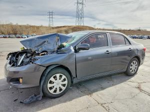 Toyota Corolla BASE 1.8L 4 2010