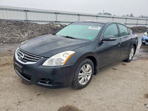Nissan Altima BASE 2.5L 4 2010
