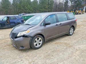 Toyota Sienna 3.5L 6 2012