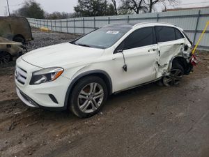 Mercedes-Benz GLA 250 4MATIC 2.0L 4 2015