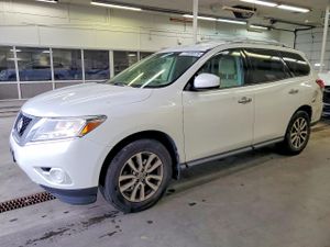 Nissan Pathfinder S 3.5L 6 2013