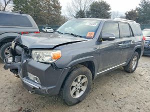 Toyota 4Runner SR5 4.0L 6 2011