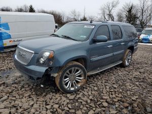 GMC Yukon DENALI 6.2L 8 2008