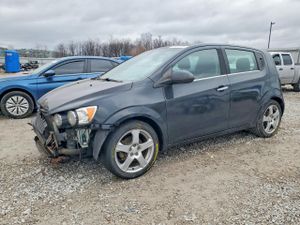 Chevrolet Aveo (Sonic) 1.4L 4 2014