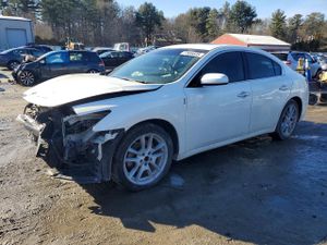 Nissan Maxima S 3.5L 6 2012