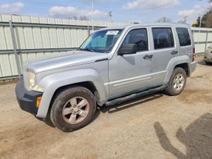 Jeep Liberty SPORT 3.7L 6 2011