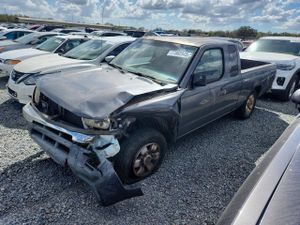 Nissan Frontier KING CAB XE 2.4L 4 2000