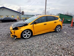 Ford Focus ST 2.0L 4 2014