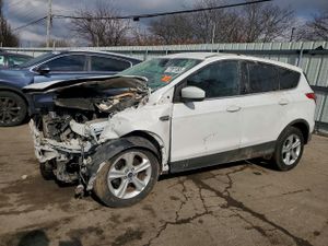 Ford Escape SE 2.5L 4 2015