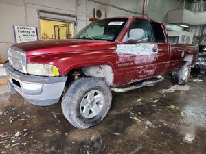 Dodge RAM 5.9L 8 2001