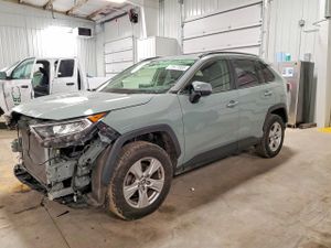 Toyota Rav4 XLE 2.5L 4 2021