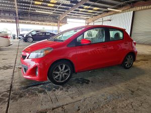 Toyota Yaris 1.5L 4 2012