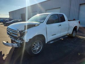 Toyota Tundra 4.6L 8 2011