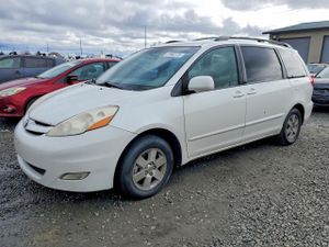 Toyota Sienna XLE 3.5L 6 2007