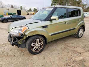 Kia Soul + 2.0L 4 2011