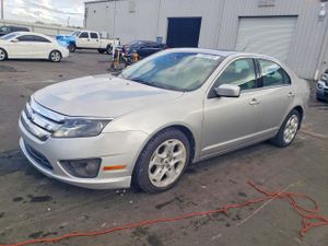 Ford Fusion SE 2.5L 4 2011