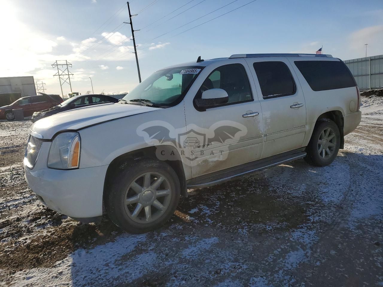 GMC Yukon DENALI 6.2L 8 2013