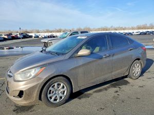 Hyundai Accent 1.6L 4 2013