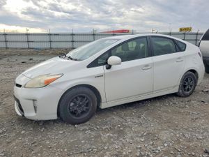 Toyota Prius 1.8L 4 2013