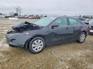 Toyota Camry BASE 2.5L 4 2011