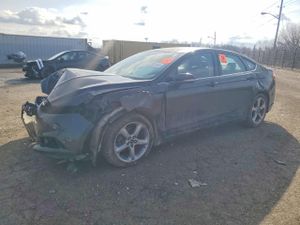 Ford Fusion SE 2.5L 4 2013