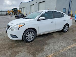 Nissan Versa S 1.6L 4 2015