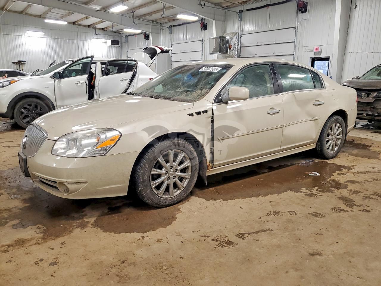 Buick Lucerne CXL 3.9L 6 2011