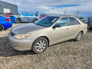 Toyota Camry LE 2.4L 4 2003