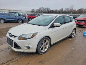 Ford Focus TITANIUM 2.0L 4 2014