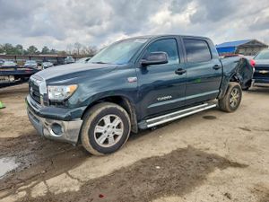 Toyota Tundra CREWMAX 5.7L 8 2008