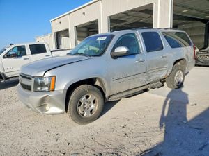 Chevrolet Suburban K1500 LT 5.3L 8 2010