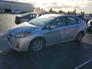 Toyota Prius 1.8L 4 2011