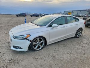 Ford Fusion SE 2.0L 4 2013