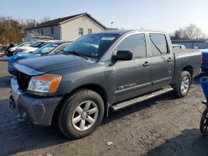 Nissan Titan XE 5.6L 8 2009
