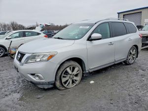 Nissan Pathfinder S 3.5L 6 2013