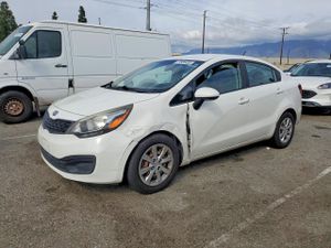 Kia Rio 1.6L 4 2013